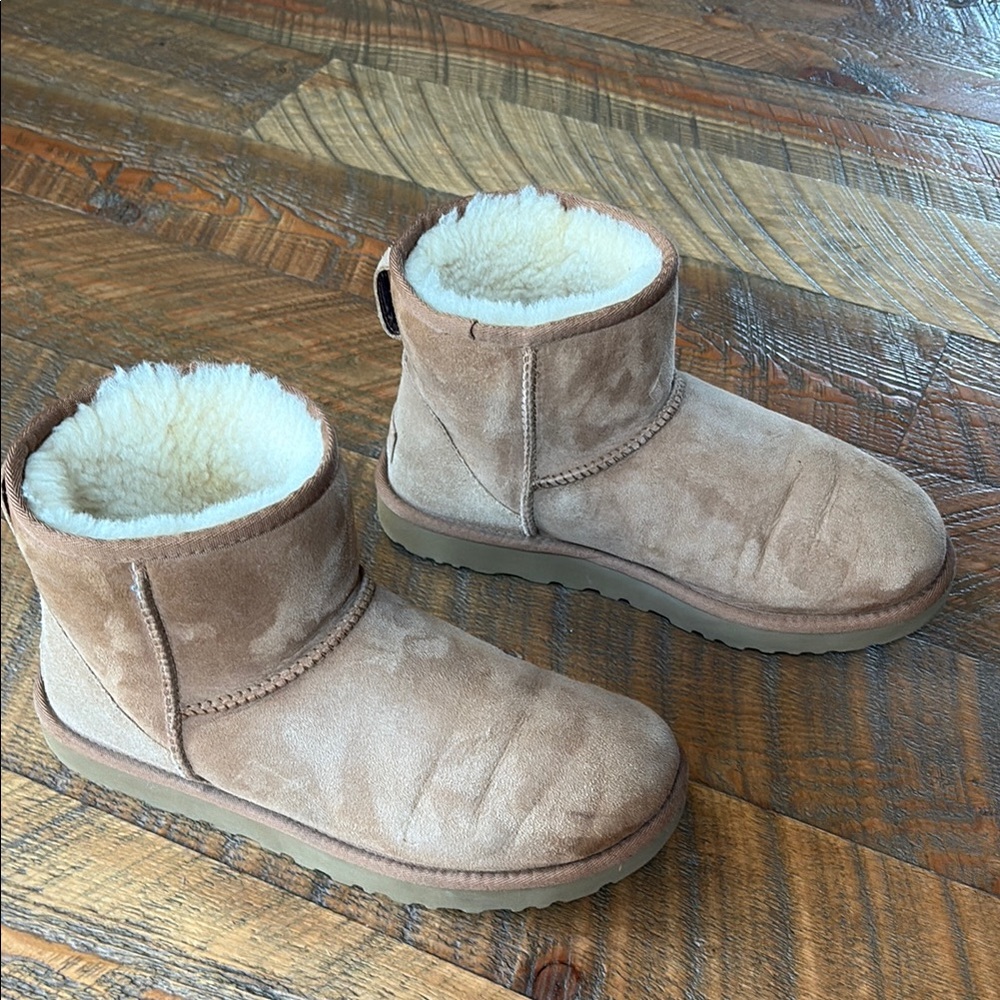 UGG® Classic Mini II Suede Water Resistant Ankle Booties